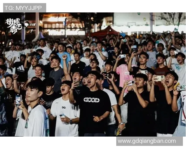 全明星街头篮球震动引发热潮球迷狂欢尽享激情与乐趣 全明星街头篮球震动引发热潮球迷狂欢尽享激情与乐趣